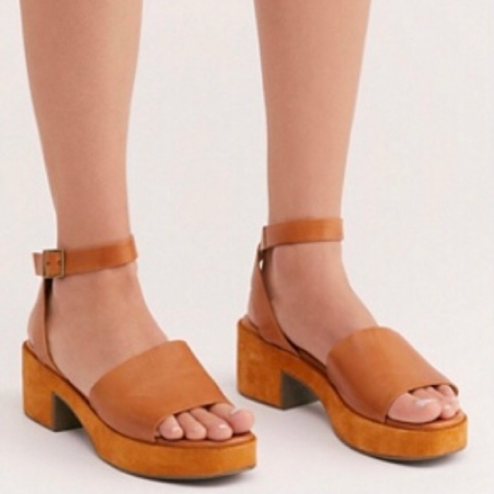 Seychelles Platform Sandal {from Free the People}